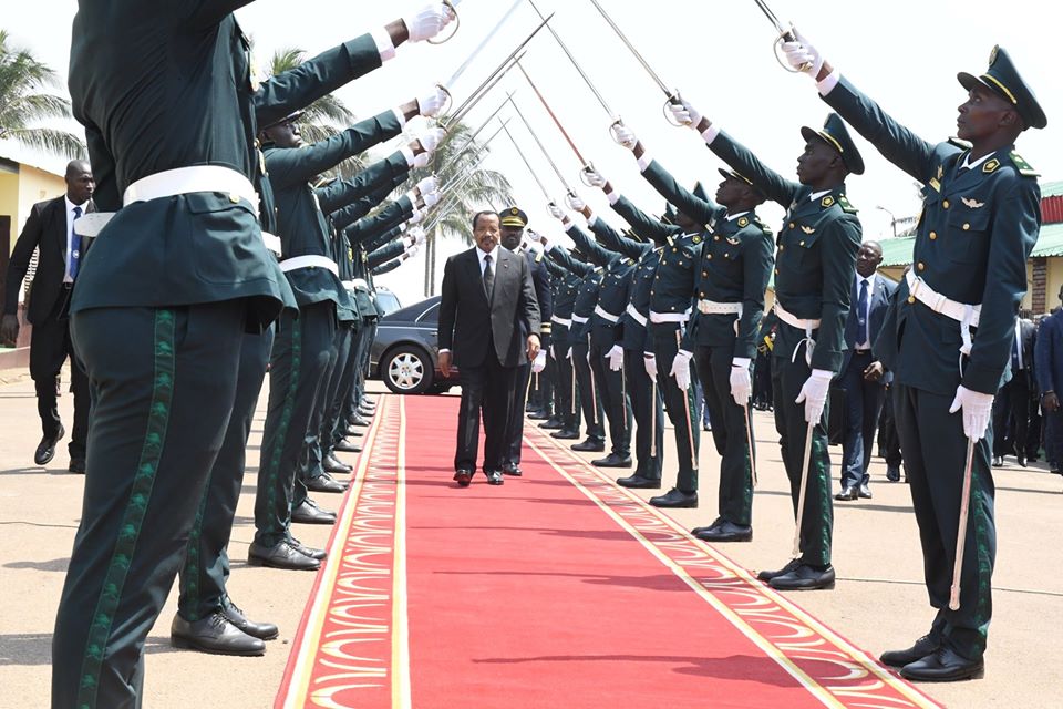 Le président de la République, chef des forces armées, a présidé la cérémonie marquant le triomphe de la promotion « Général de Division Kodji Jacob » de l’Ecole militaire interarmées ce vendredi 24 janvier 2020 à la cour d’honneur de la brigade du quartier Général à Yaoundé. 