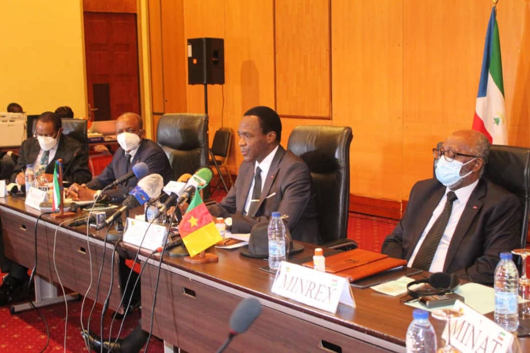 En construction à la frontière entre les deux Etat de la sous-région Afrique centrale, sa démolition devrait suivre après la réunion des ministres de la défense tenue le 30 juin 2020 à Yaoundé.