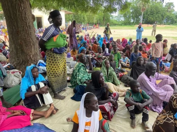 L’Association Réfugiés sans frontière (ARSF) a fait une déclaration ce vendredi 1er juillet 2022 dans laquelle elle apprécie l’acte humanitaire des hautes autorités camerounaises. Lire l’intégralité de la déclaration de son président Daniel Moundzego.