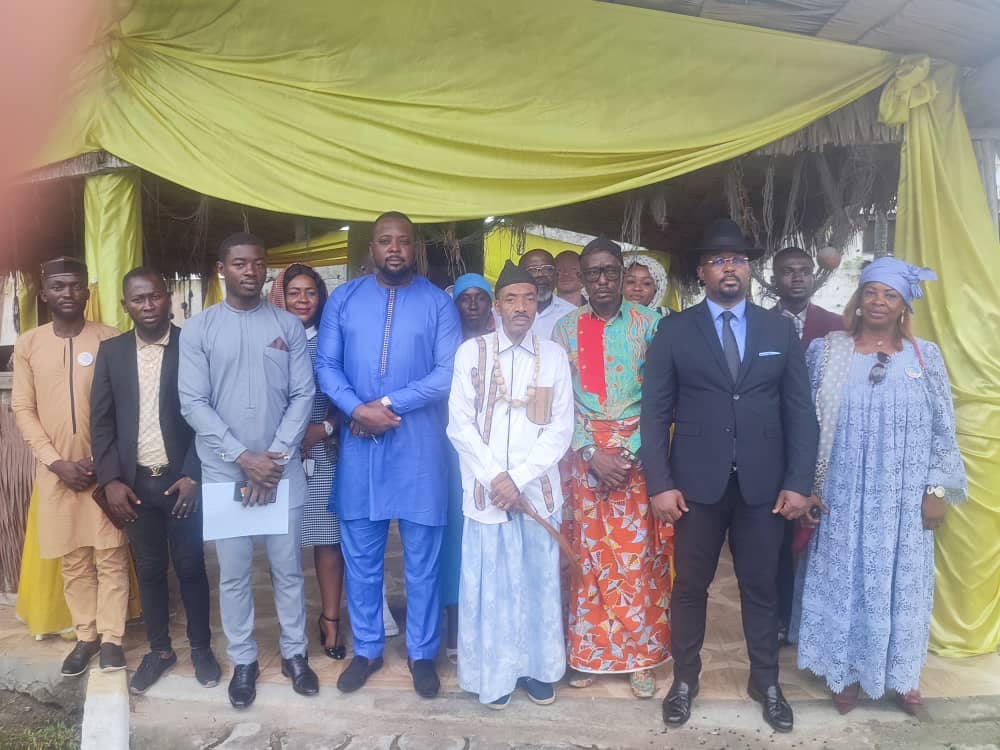 Caravane de la paix : la Jeunesse présidentielle rend compte aux chefs traditionnels de Douala 