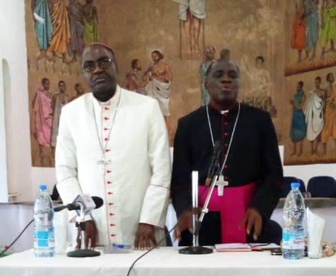 L’Évêque du diocèse de Bafang a animé une conférence ce mercredi 3 août 2022, à la paroisse Notre Dame du Rosaire d'Akon, localité située à Sangmélima au Sud du Cameroun.