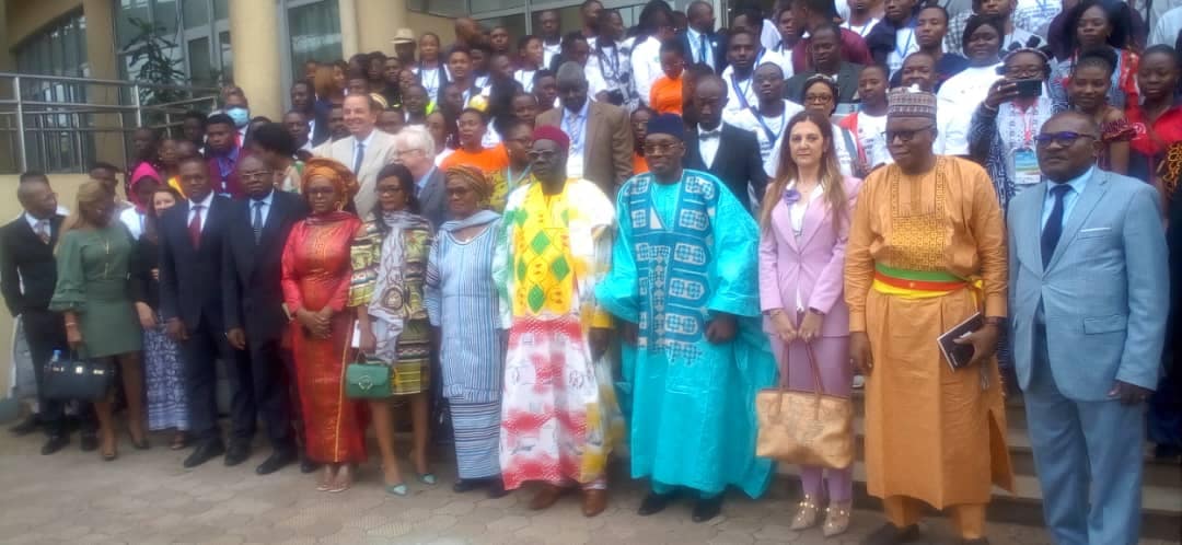 Selon le ministre de la Jeunesse et de l’éducation civique (Minjec), Mounouna Foutsou, la commémoration de la journée internationale de la jeunesse au Cameroun a couvert, pour la première fois, toute une semaine d’activités, organisée par les jeunes.