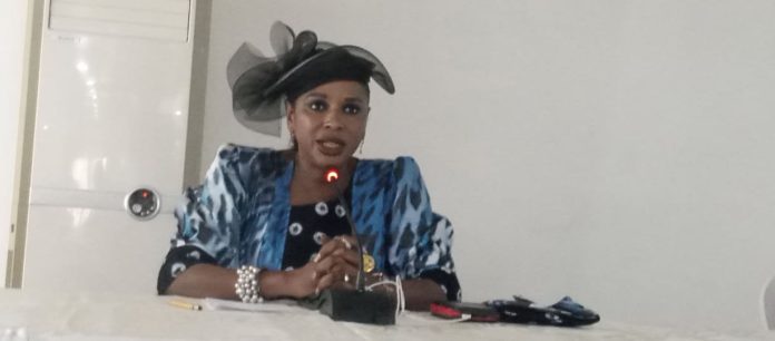Membre du Conseil national de la transition au Mali, Amina Fofana était l’invitée spéciale des Universités panafricaines tenues le 10 septembre 2022 à Douala par le Mouvement African Revival.
