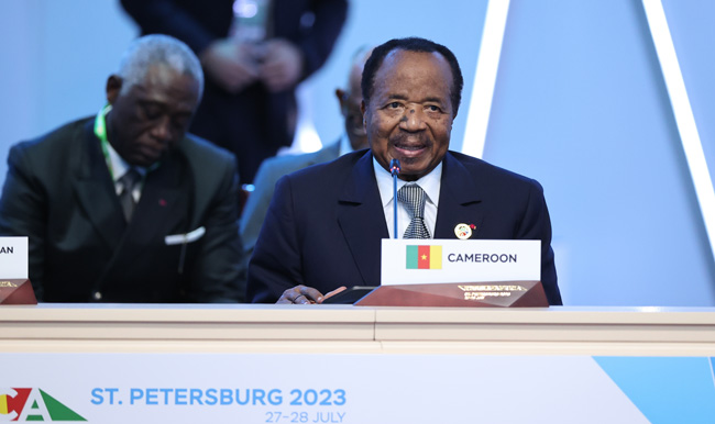 Paul Biya : « dans les années 1960, la Russie a apporté à l’Afrique et à sa lutte, un appui sincère et efficace »