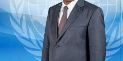 La nouvelle vient de tomber. Le Conseil exécutif de l'Union africaine, réuni à Addis-Abeba en Éthiopie, dans le cadre de la 37e Conférence des chefs d'Etats et de gouvernements de l'organisation panafricaine, a entériné très tôt ce matin, la candidature du Camerounais à ce poste après le retrait de l'Afrique du Sud qui était également en lice. 