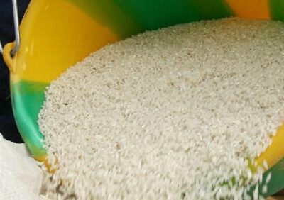 Selon un communiqué de presse du ministre camerounais du Commerce, le coût du riz importé connaît, à compter de ce vendredi 12 avril 2024 « une baisse significative ». Effet d’annonce ou réalité ?