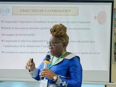 Après un constat fait sur l'état des lieux assez alarmant de la qualité du service d'accueil dans les administrations publiques, l'Agence des normes et de la qualité (Anor) organise un séminaire de formation à l'attention des personnels des Collectivités territoriales décentralisées portant sur les exigences de la norme camerounaise NC 1756, en vue d'améliorer la qualité des services rendue à leurs usagers. La session de formation s'est ouverte ce mardi 17 septembre 2024, dans la capitale économique camerounaise.