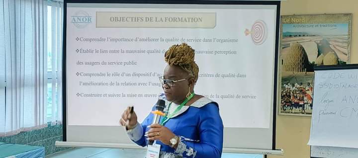 Après un constat fait sur l'état des lieux assez alarmant de la qualité du service d'accueil dans les administrations publiques, l'Agence des normes et de la qualité (Anor) organise un séminaire de formation à l'attention des personnels des Collectivités territoriales décentralisées portant sur les exigences de la norme camerounaise NC 1756, en vue d'améliorer la qualité des services rendue à leurs usagers. La session de formation s'est ouverte ce mardi 17 septembre 2024, dans la capitale économique camerounaise.