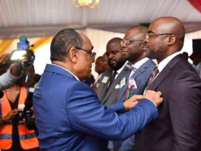 Ils ont reçu des médailles d’honneur du travail ce vendredi 18 octobre 2024 au siège du pétrolier camerounais à Douala. La cérémonie y relative était présidée par le ministre du Travail et de la sécurité sociale, Grégoire Owona.