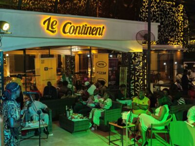 La capitale camerounaise  s'apprête à vibrer au rythme d'une nouvelle aventure gastronomique avec l'inauguration du restaurant "Le Continent 237" ce 21 février 2025. Ce lieu est dédié à la célébration de la richesse culinaire du Cameroun et de l'Afrique, promettant d’être un carrefour incontournable pour les passionnés de bonne cuisine et de culture.