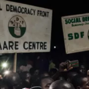 La question mériterait d’être posée au regard non seulement du contenu de sa lettre à l’attention des militants du Social democratic front (Sdf), mais aussi et surtout à la considération du timing quand on sait qu’il a été exclu de ce parti il y a quelque temps.